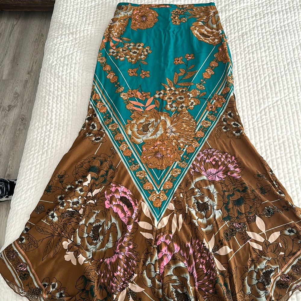 Beautiful FP Maxi Skirt 🌸